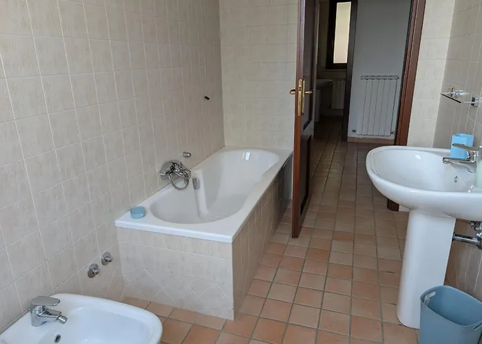 Apartamento Piano Terra Montone (Abruzzo)